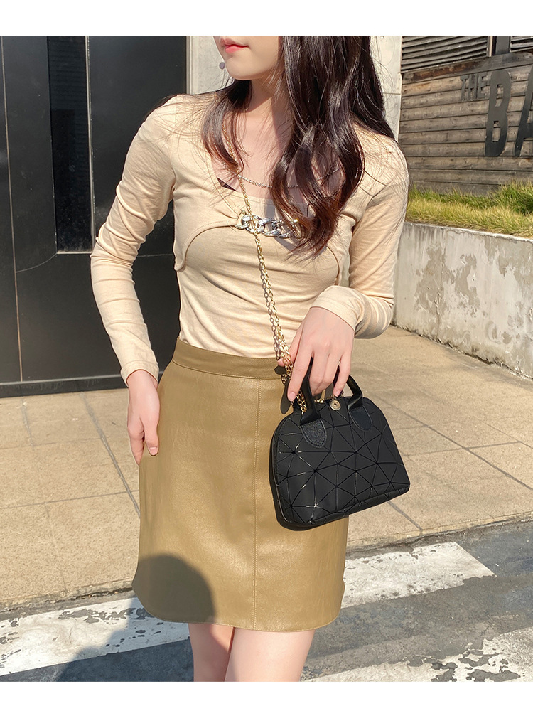 Women's Bag New Diamond Plaid Pattern Cloth Bronzing Portable Chain Shell Bag Leisure Mini Mobile Phone Bag Messenger Bag Women's Bag New Diamond Plaid Pattern Cloth Bronzing Portable Chain Shell Bag Leisure Mini Mobile Phone Bag Messenger Bag