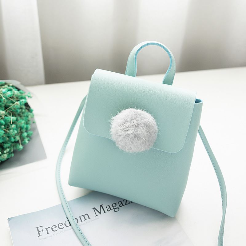 Factory Wholesale Women&#039;s Shoulder Fur Ball Bag 2018 New Korean Style Women&#039;s Crossbody Shell Shape Mobile Phone Bag 97