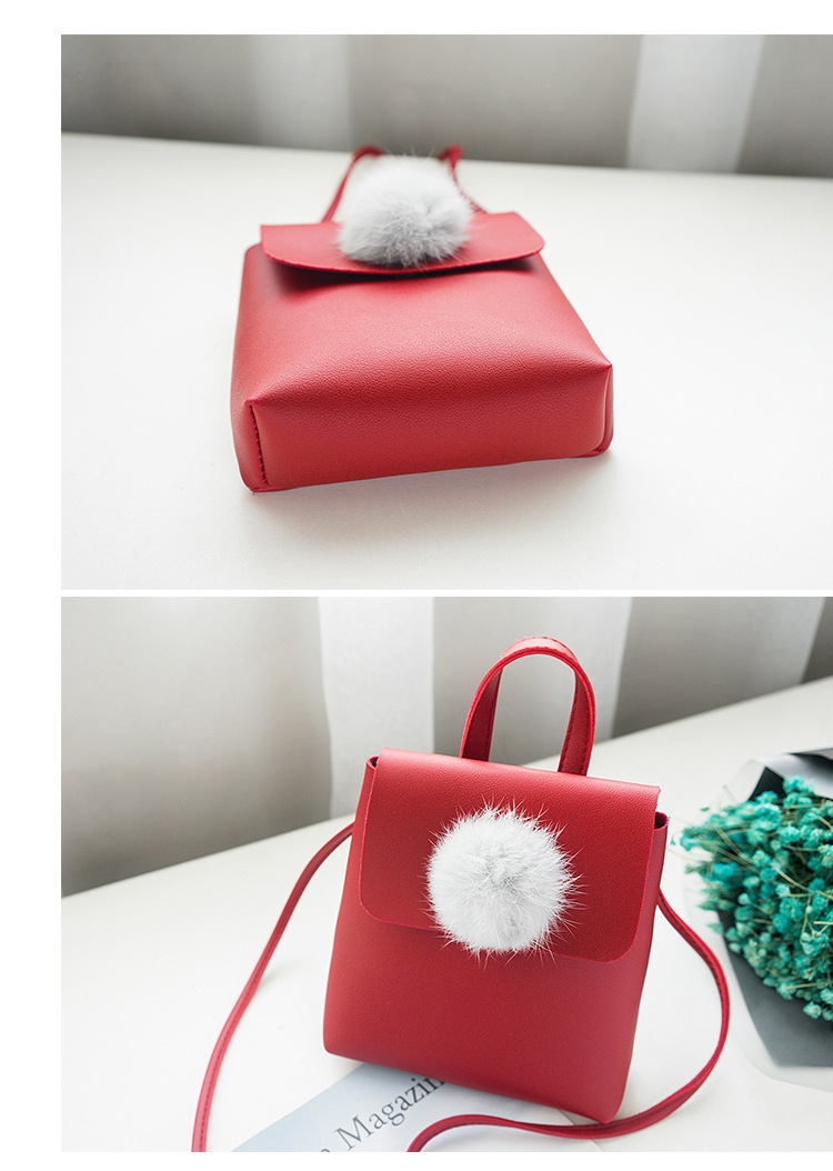 Factory Wholesale Women's Shoulder Fur Ball Bag 2018 New Korean Style Women's Crossbody Shell Shape Mobile Phone Bag 97