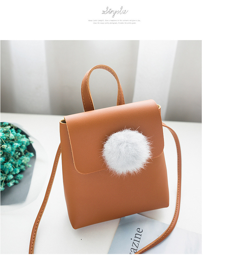 Factory Wholesale Women's Shoulder Fur Ball Bag 2018 New Korean Style Women's Crossbody Shell Shape Mobile Phone Bag 97
