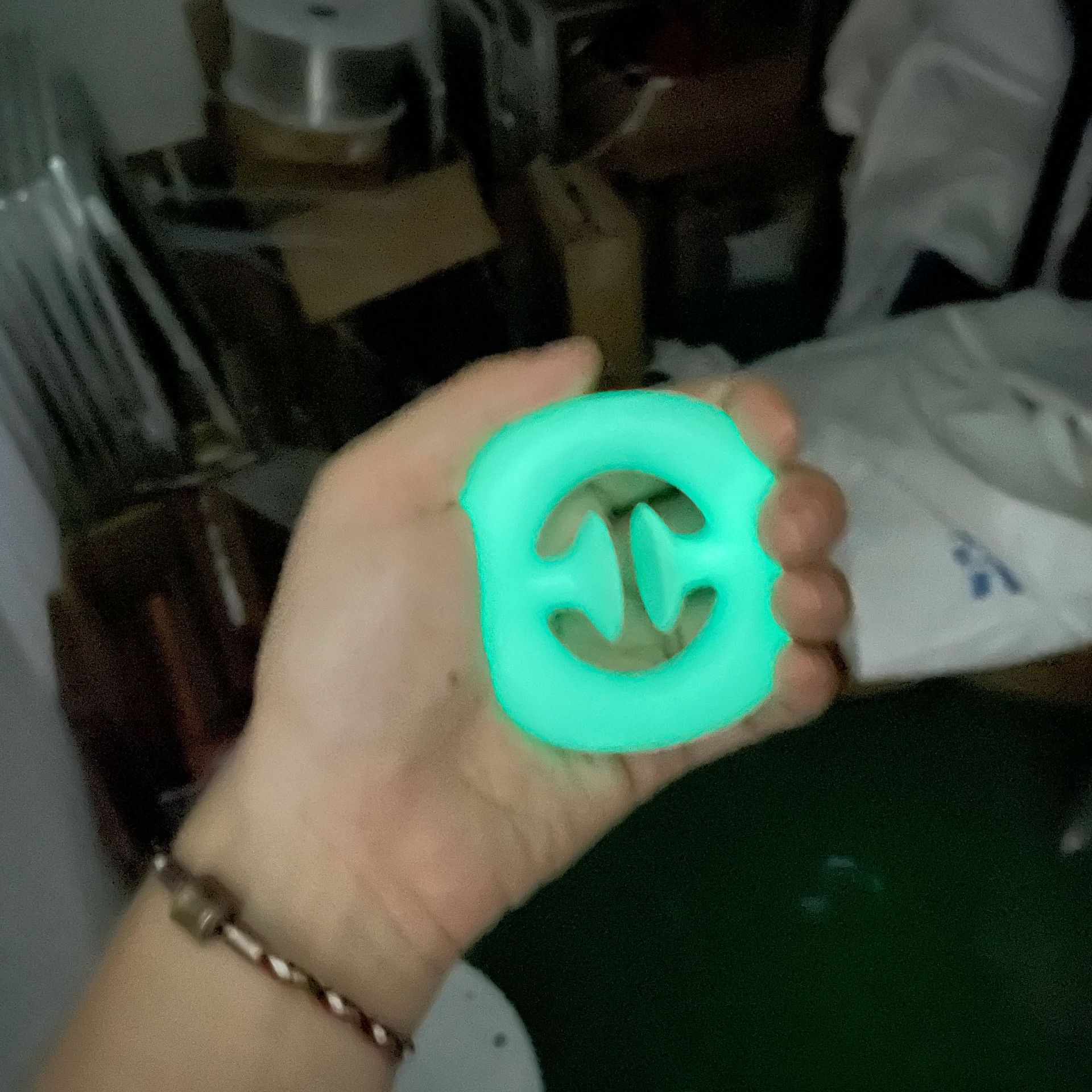 Shenzhen Manufacturer Silicone Spring Grip Training Five Finger Strength Exercise Arm Muscle Grip Device Decompression Toy Mouse Killer Pioneer