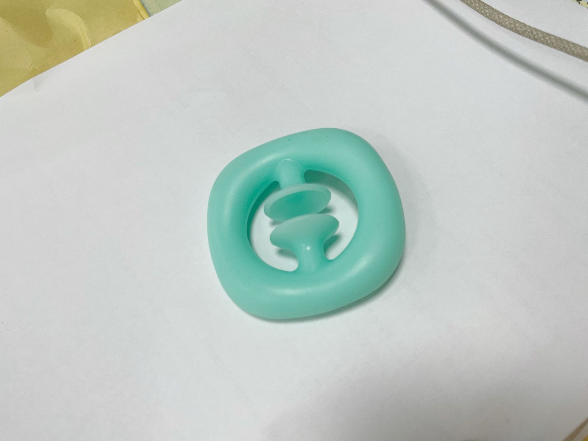 Shenzhen Manufacturer Silicone Spring Grip Training Five Finger Strength Exercise Arm Muscle Grip Device Decompression Toy Mouse Killer Pioneer