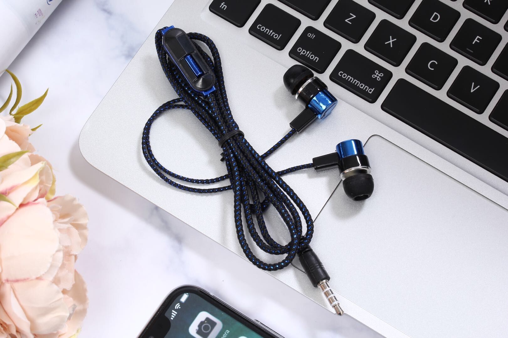 New Braided Wiring Headset in-Ear Dynamic Bass Boost with Mic M Audio Earphone Compatible with Universal Earphones for Mobile Phones