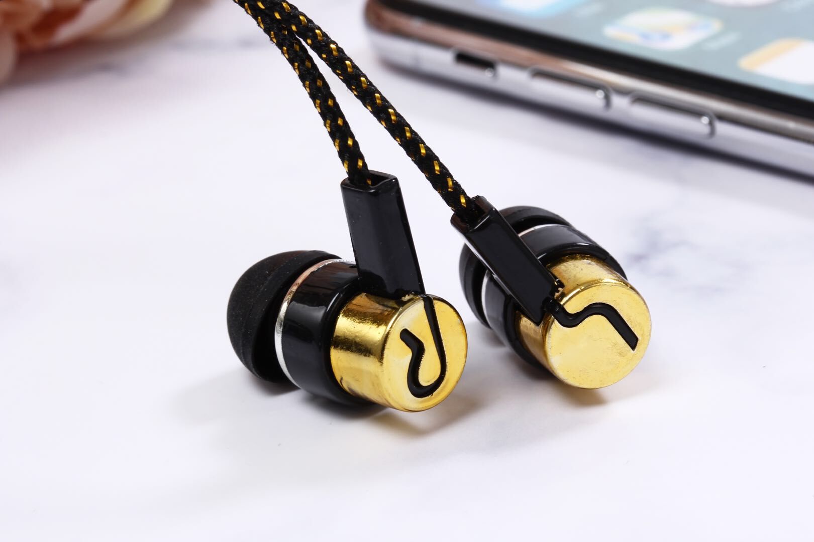 New Braided Wiring Headset in-Ear Dynamic Bass Boost with Mic M Audio Earphone Compatible with Universal Earphones for Mobile Phones