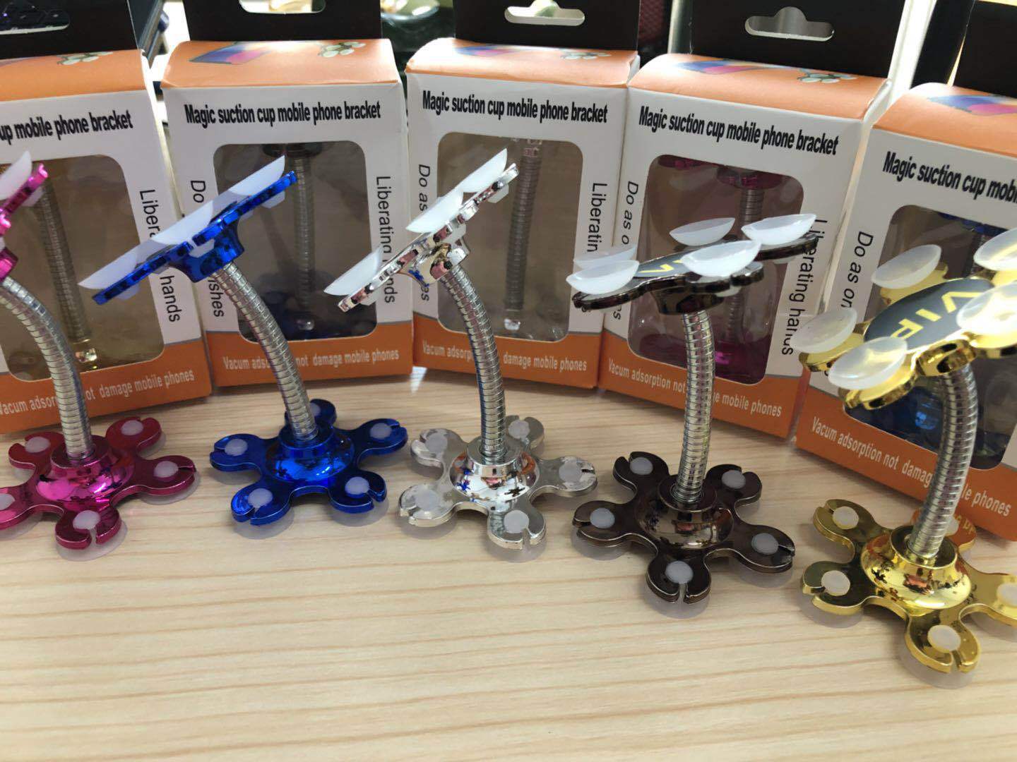 New type of lazy mobile phone bracket big suction cup magic bracket 2CM car bracket cup bracket big suction cup bracket for home use New type of lazy mobile phone bracket big suction cup magic bracket 2CM car bracket cup bracket big suction cup bracket for home use