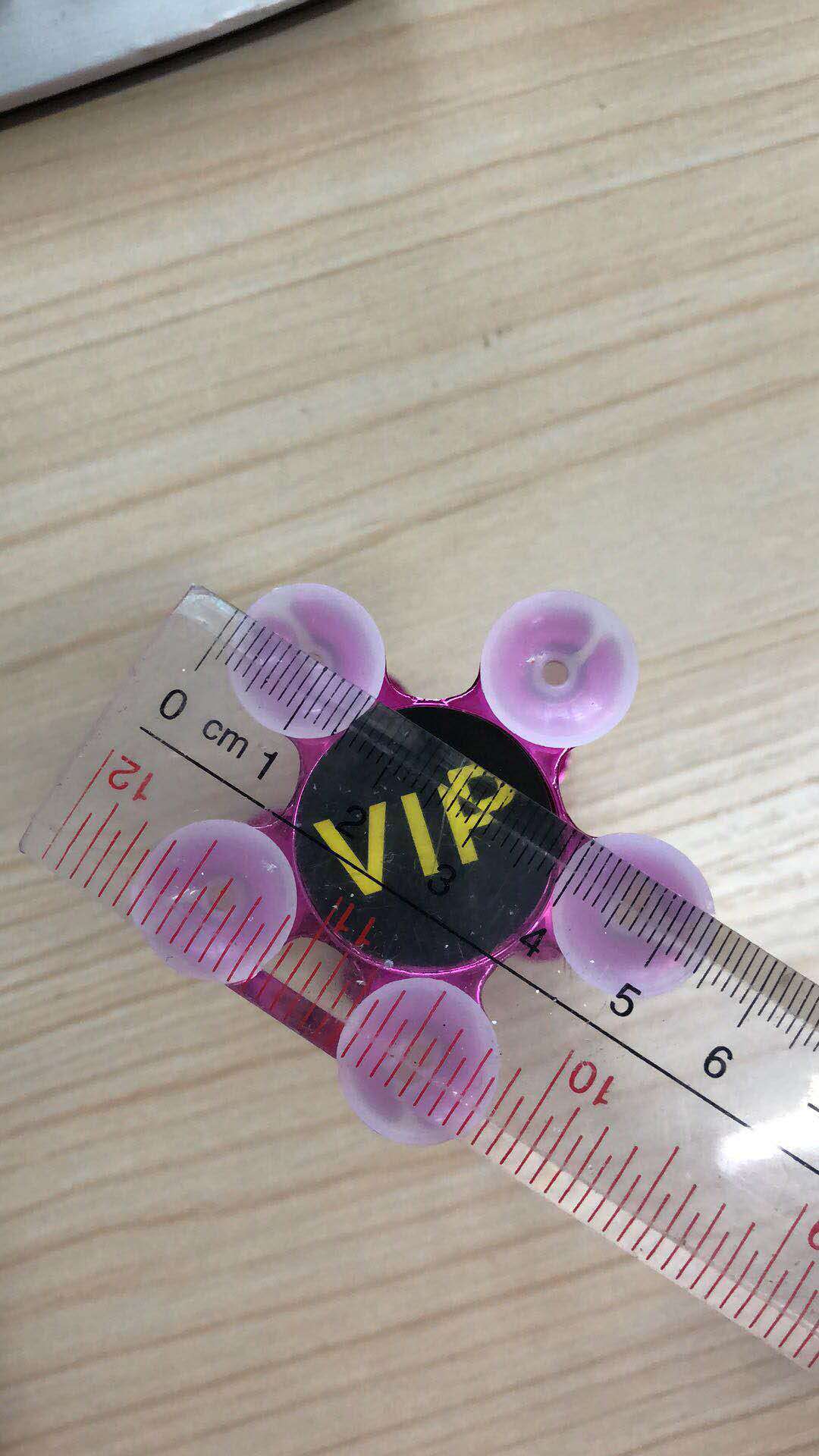 New type of lazy mobile phone bracket big suction cup magic bracket 2CM car bracket cup bracket big suction cup bracket for home use