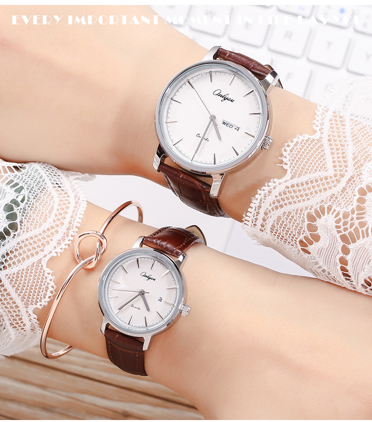 Men's and Women's Belt Casual Elegant Watch Heart Lock Fashion Women's Men's Belt Stainless Steel Waterproof Quartz Watch Men's and Women's Belt Casual Elegant Watch Heart Lock Fashion Women's Men's Belt Stainless Steel Waterproof Quartz Watch