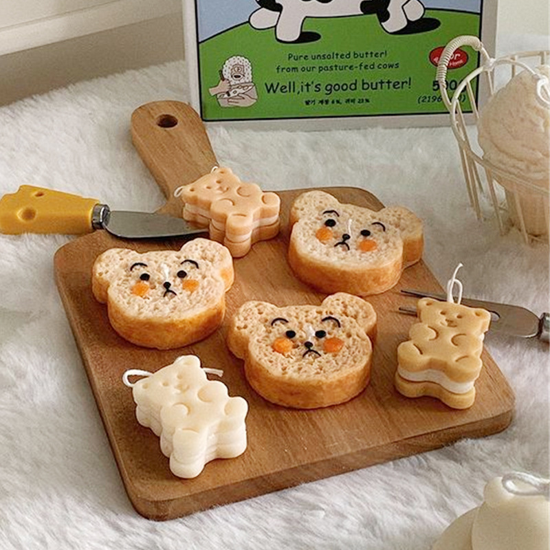 INS Style Bear Toast Bread Bear Sandwich Biscuit Aromatherapy Candle Mould Simulation Ornaments Cake Baking Silicone Mold