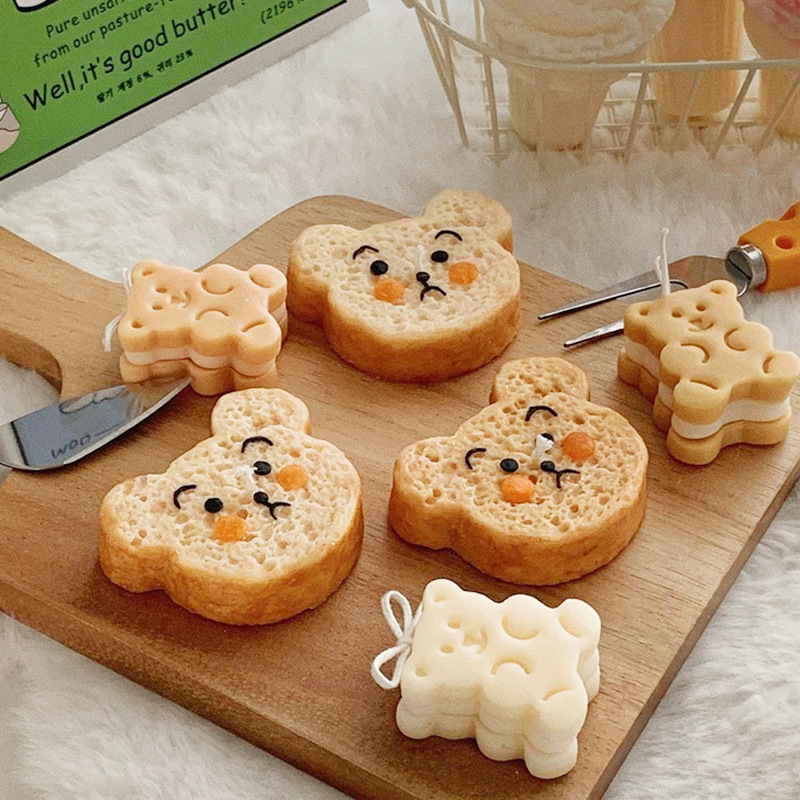 INS Style Bear Toast Bread Bear Sandwich Biscuit Aromatherapy Candle Mould Simulation Ornaments Cake Baking Silicone Mold