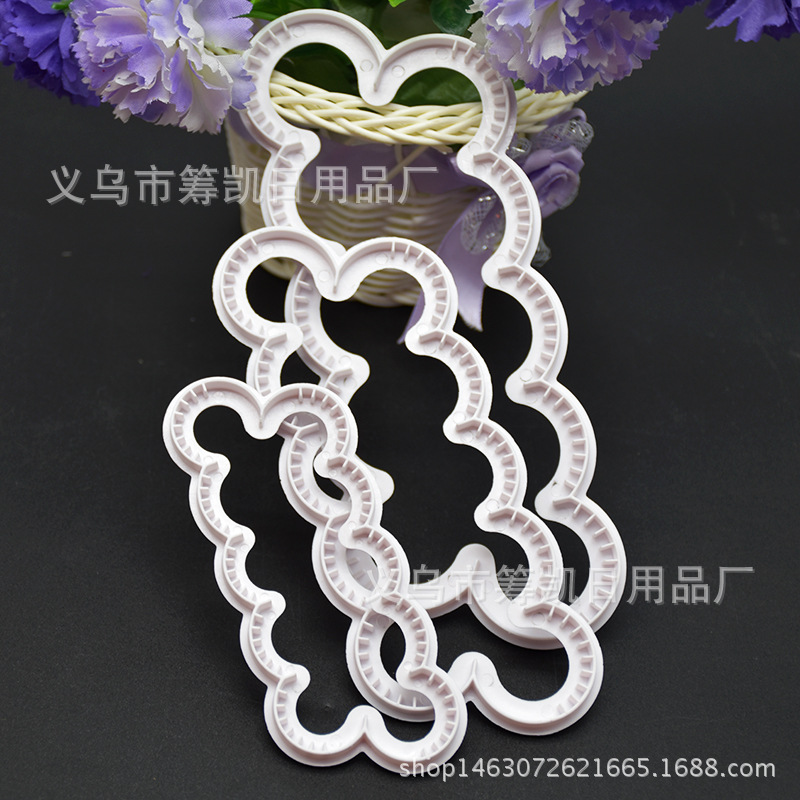 DIY Baking Christmas Clothes Men and Women Cutter Fondant Brickearth Plastic Clothes Cutter Biscuit Mold