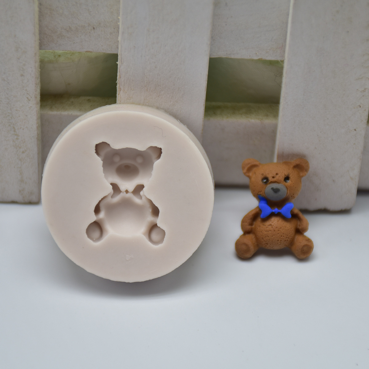 Bear silicone cake mold turning sugar cake chocolate ultra light clay decorative mold DIY baking mold Bear silicone cake mold turning sugar cake chocolate ultra light clay decorative mold DIY baking mold