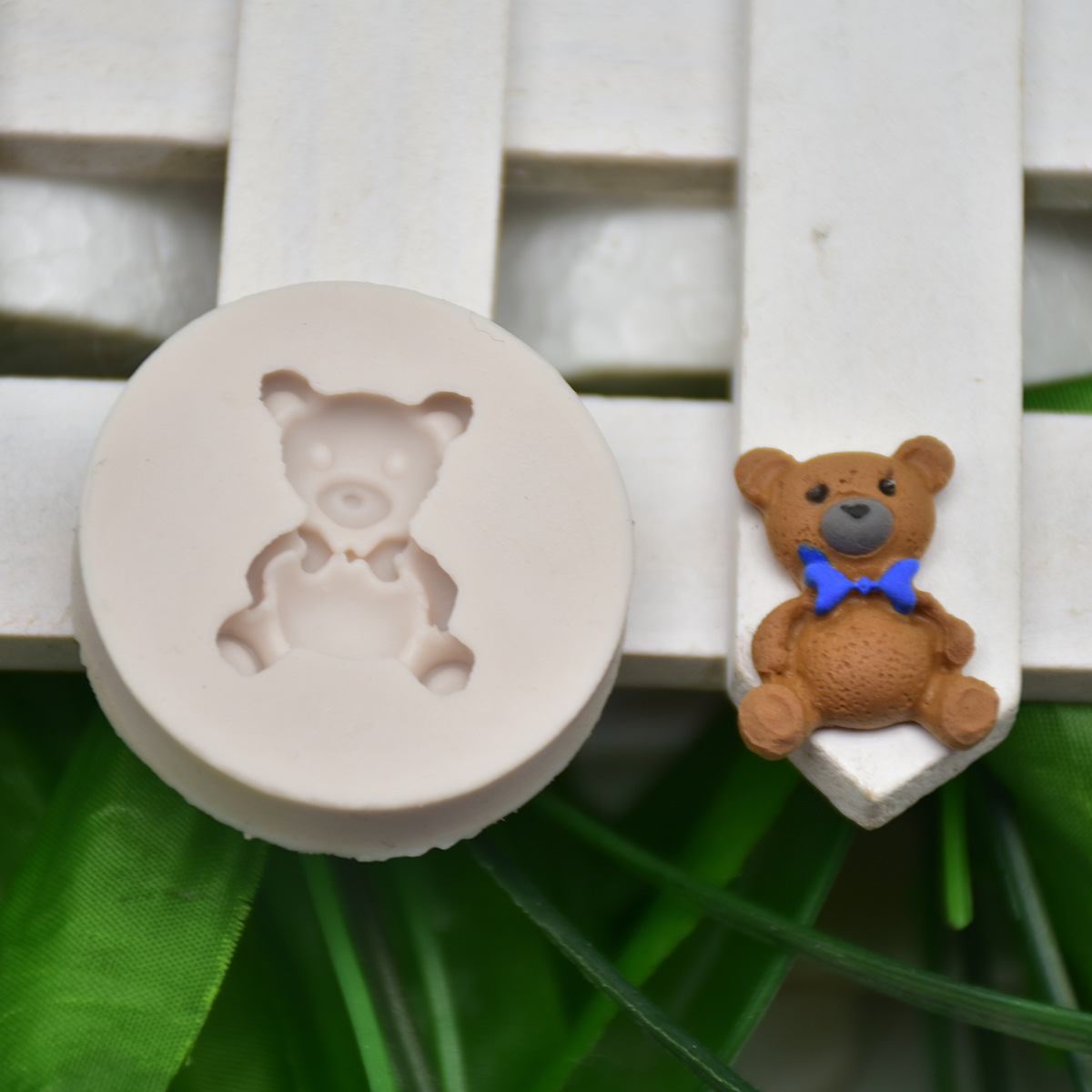 Bear silicone cake mold turning sugar cake chocolate ultra light clay decorative mold DIY baking mold Bear silicone cake mold turning sugar cake chocolate ultra light clay decorative mold DIY baking mold