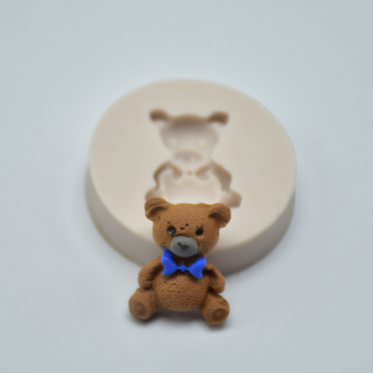 Bear silicone cake mold turning sugar cake chocolate ultra light clay decorative mold DIY baking mold Bear silicone cake mold turning sugar cake chocolate ultra light clay decorative mold DIY baking mold