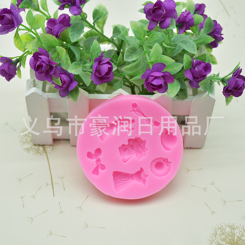 Bear silicone cake mold turning sugar cake chocolate ultra light clay decorative mold DIY baking mold Bear silicone cake mold turning sugar cake chocolate ultra light clay decorative mold DIY baking mold