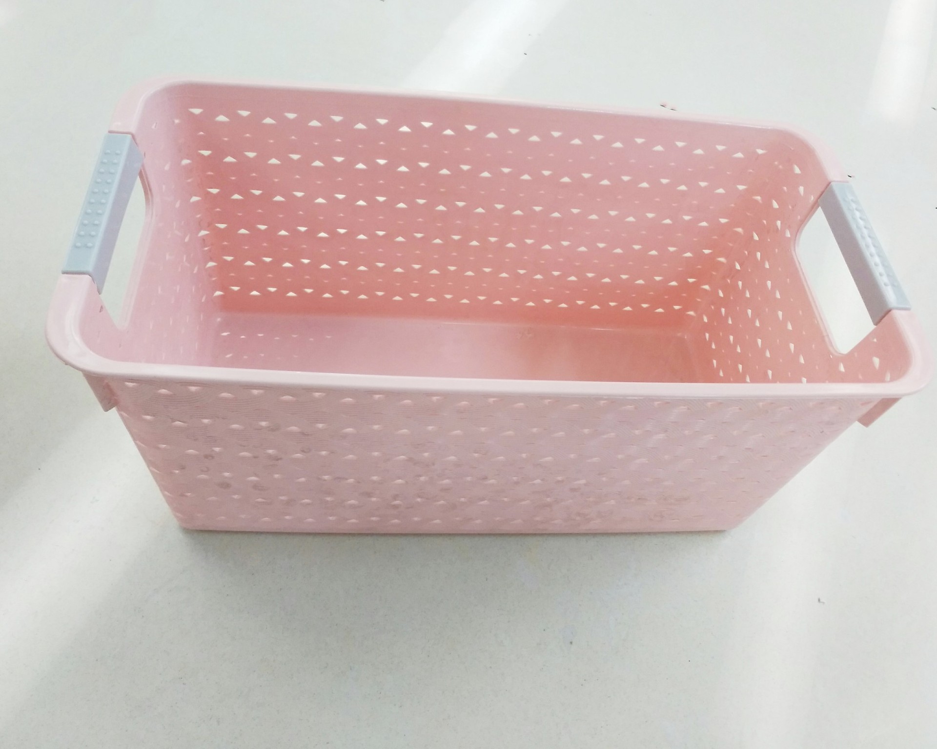 Creative storage basket rattan-like warm hand-ear line sorting baskets