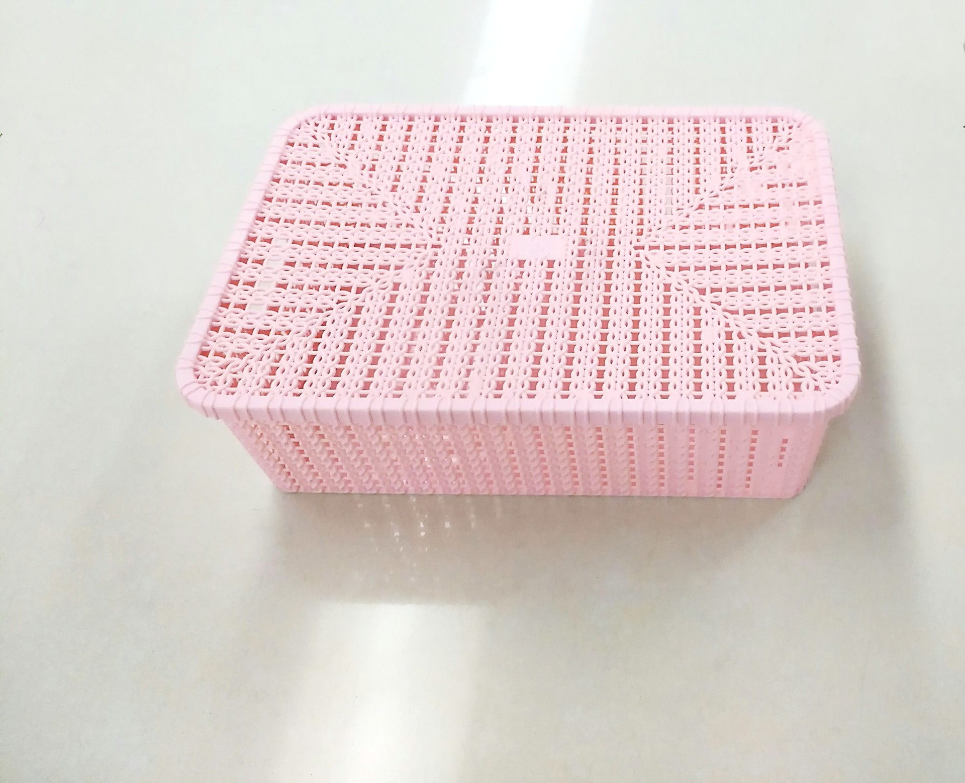 The new shelves of plastic rattan storage box weaving baskets with lid finishing box storage box
