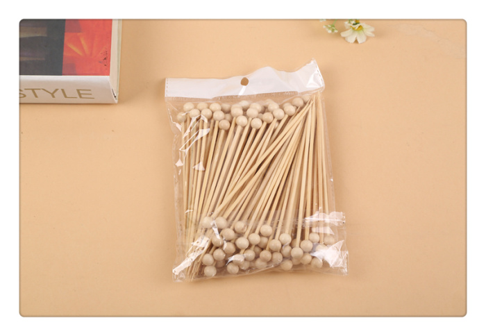 Creative New Disposable Fruit Fork Bamboo Stick Fruit Toothpick Bamboo and Wood Products Creative New Disposable Fruit Fork Bamboo Stick Fruit Toothpick Bamboo and Wood Products