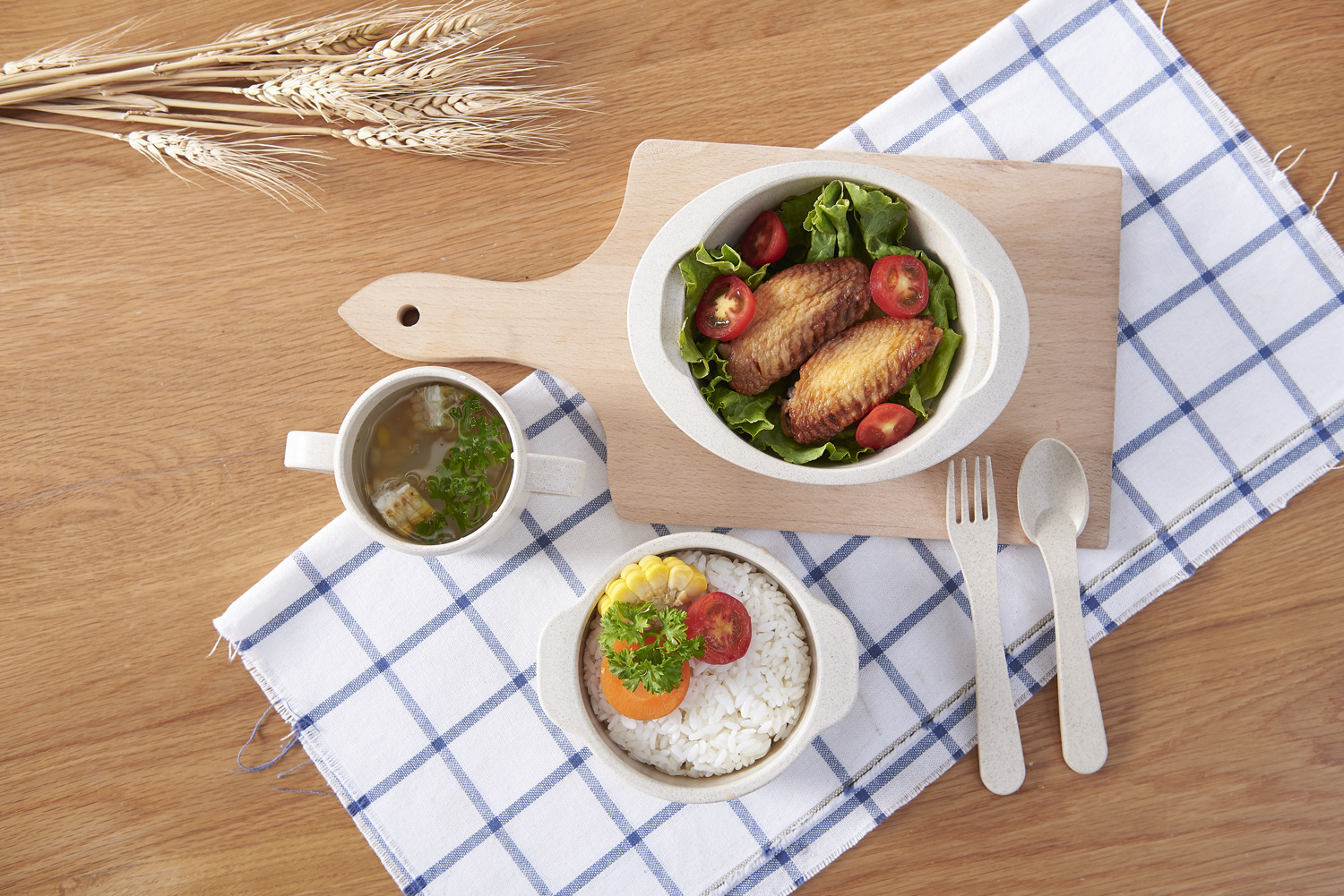Wheat Straw Children's Bowl Tableware Set Cartoon-Shaped Spork Fruit Dish Poster Cute Gift Set Wheat Straw Children's Bowl Tableware Set Cartoon-Shaped Spork Fruit Dish Poster Cute Gift Set