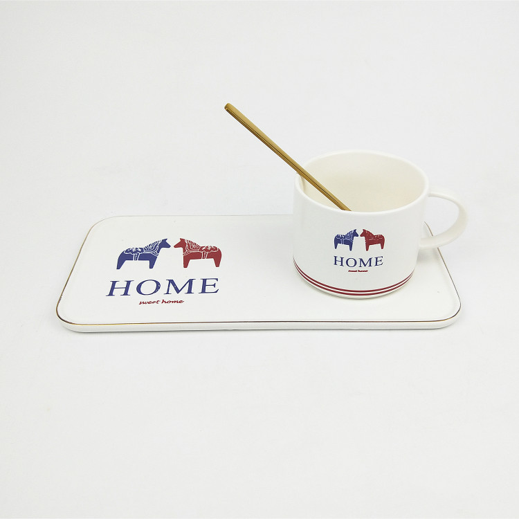 New creative ceramic coffee cup saucer Nordic elegant style warhorse gold English long plate saucer spoon gift