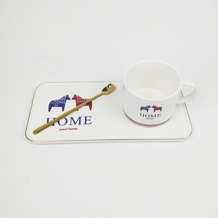 New creative ceramic coffee cup saucer Nordic elegant style warhorse gold English long plate saucer spoon gift