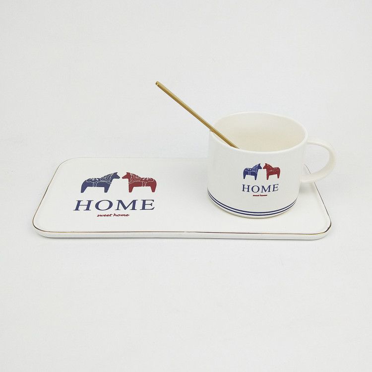New creative ceramic coffee cup saucer Nordic elegant style warhorse gold English long plate saucer spoon gift New creative ceramic coffee cup saucer Nordic elegant style warhorse gold English long plate saucer spoon gift