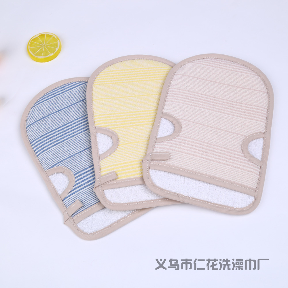 Bath towel with double-sided fine lines Bath towel with double rubbing towel
