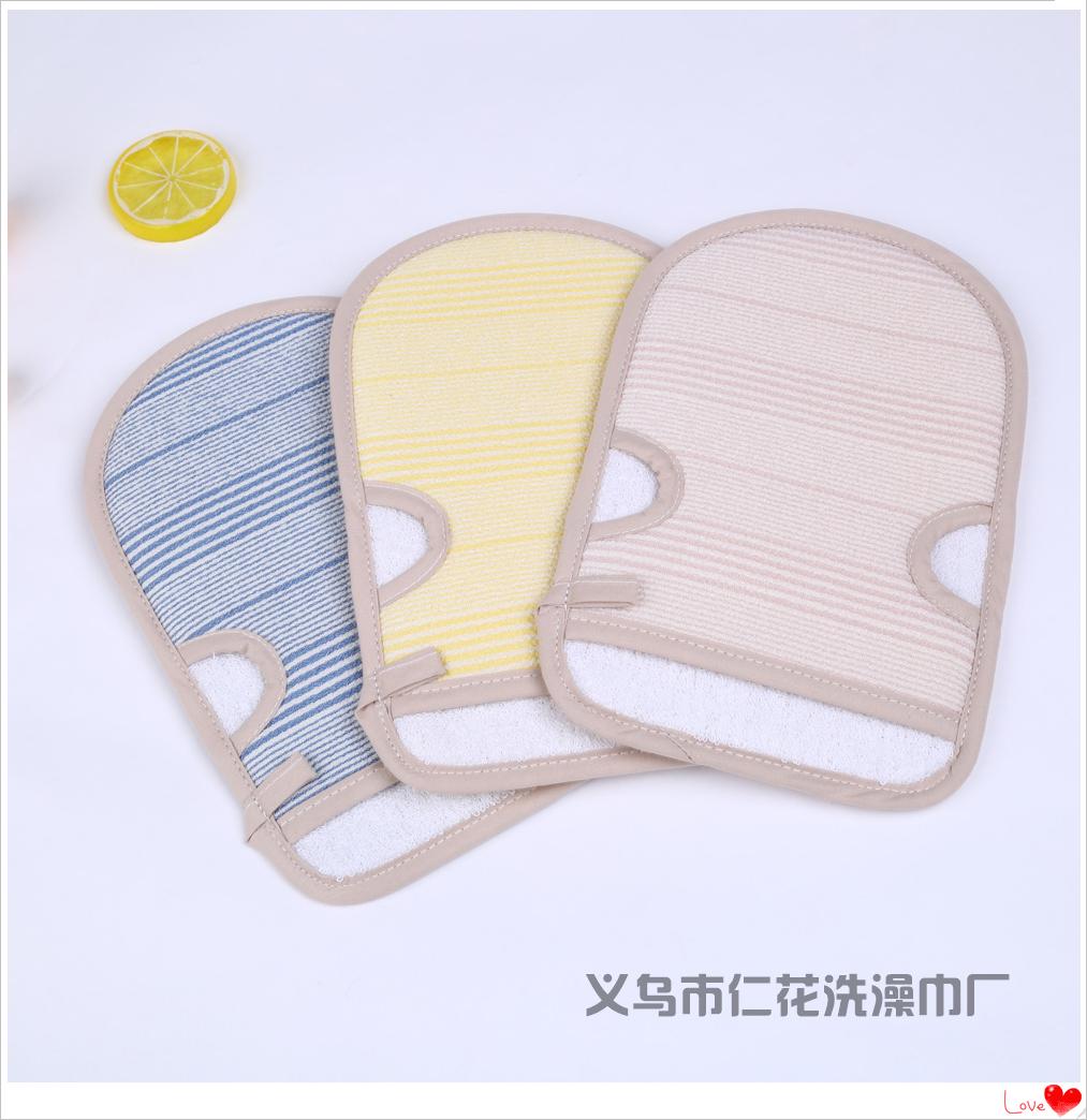 Bath towel with double-sided fine lines Bath towel with double rubbing towel