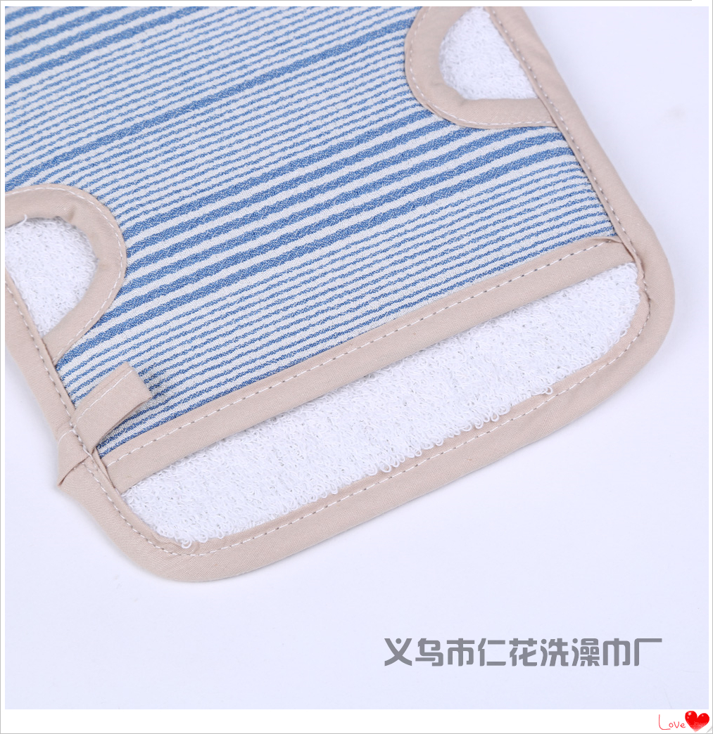Bath towel with double-sided fine lines Bath towel with double rubbing towel