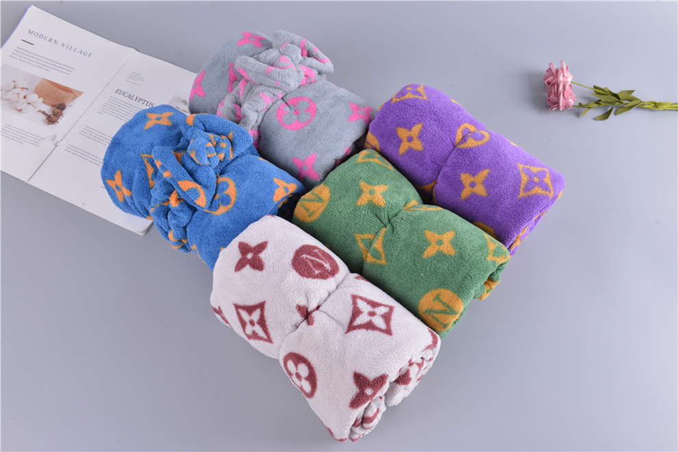 Household Men and Women Bathing Bath Towel Adult Wearable Large Bath Towel Water-Absorbing Quick-Drying Pure Cotton Cute Embroidery Children Wrapping Towel