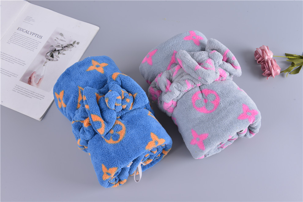 Household Men and Women Bathing Bath Towel Adult Wearable Large Bath Towel Water-Absorbing Quick-Drying Pure Cotton Cute Embroidery Children Wrapping Towel