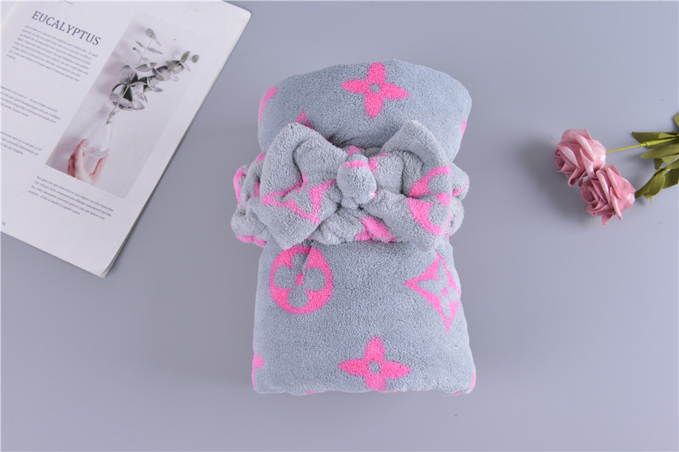 Household Men and Women Bathing Bath Towel Adult Wearable Large Bath Towel Water-Absorbing Quick-Drying Pure Cotton Cute Embroidery Children Wrapping Towel