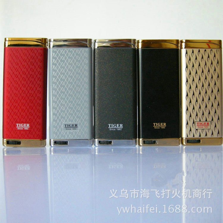 The supply of metal Tiger TW-895 windproof lighter and lighter into Yanju mixed batch