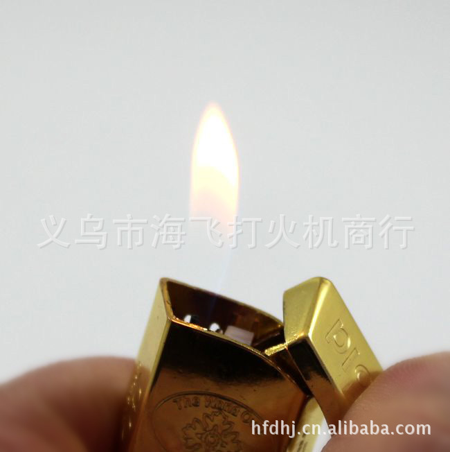 Gold lighter metal lighter lighter lighter wholesale creative fire and smoking Gold lighter metal lighter lighter lighter wholesale creative fire and smoking