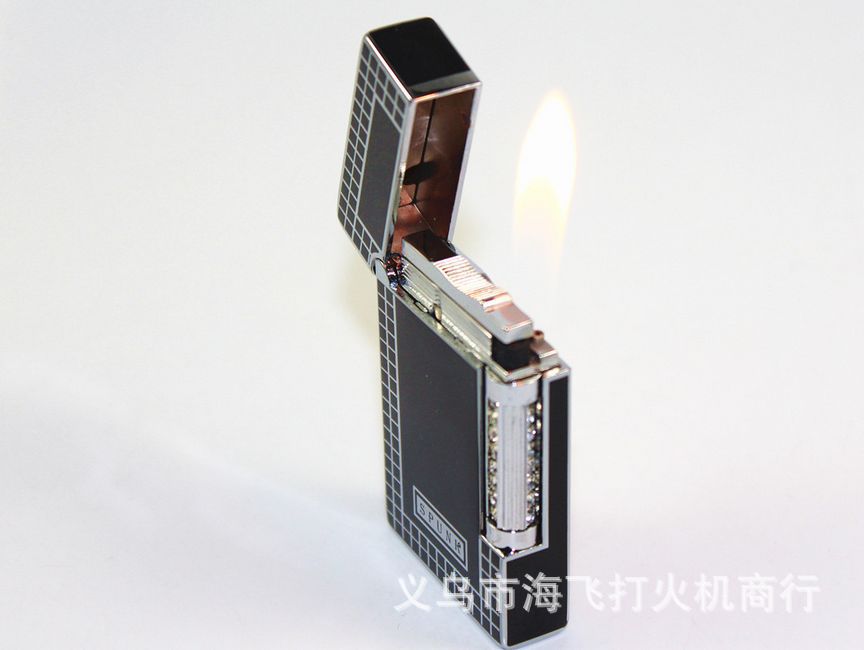 Si Paike SPUNK langsheng lighter black box with gift box wholesale human being rattled metal lighter
