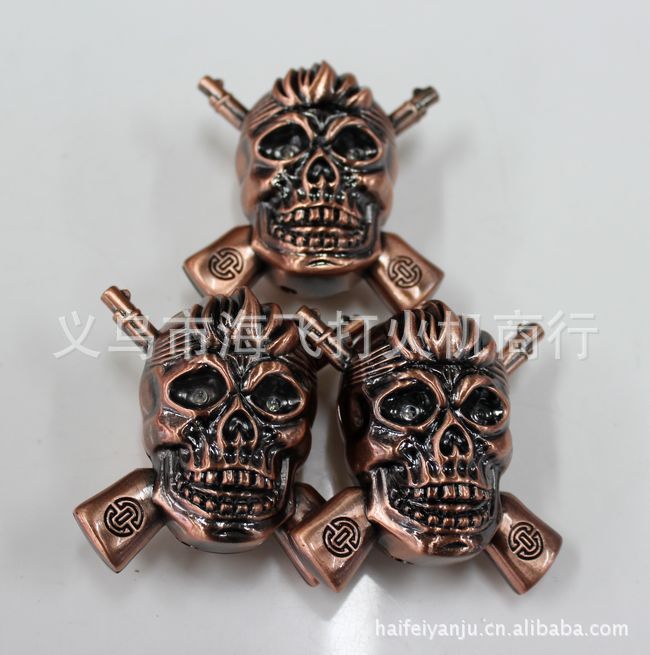 The supply of 599 flash skull Guaijiao metal lighter and Yanju into new ideas