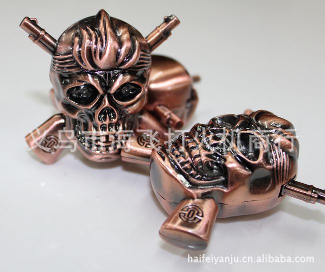 The supply of 599 flash skull Guaijiao metal lighter and Yanju into new ideas