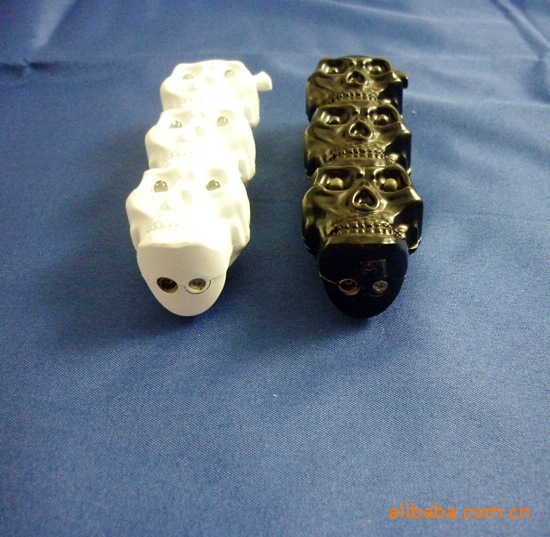 "The mixed batch of 200 Yuan" creative personality type skeleton with light metal lighter