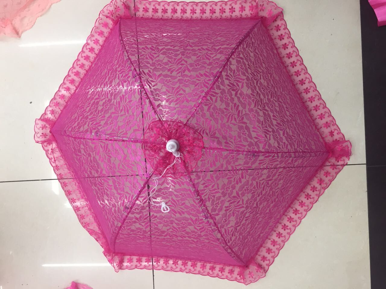 Our Factory Specializes in Producing Dish Cover Food Cover Table Cover Fruit Cover, Etc.
