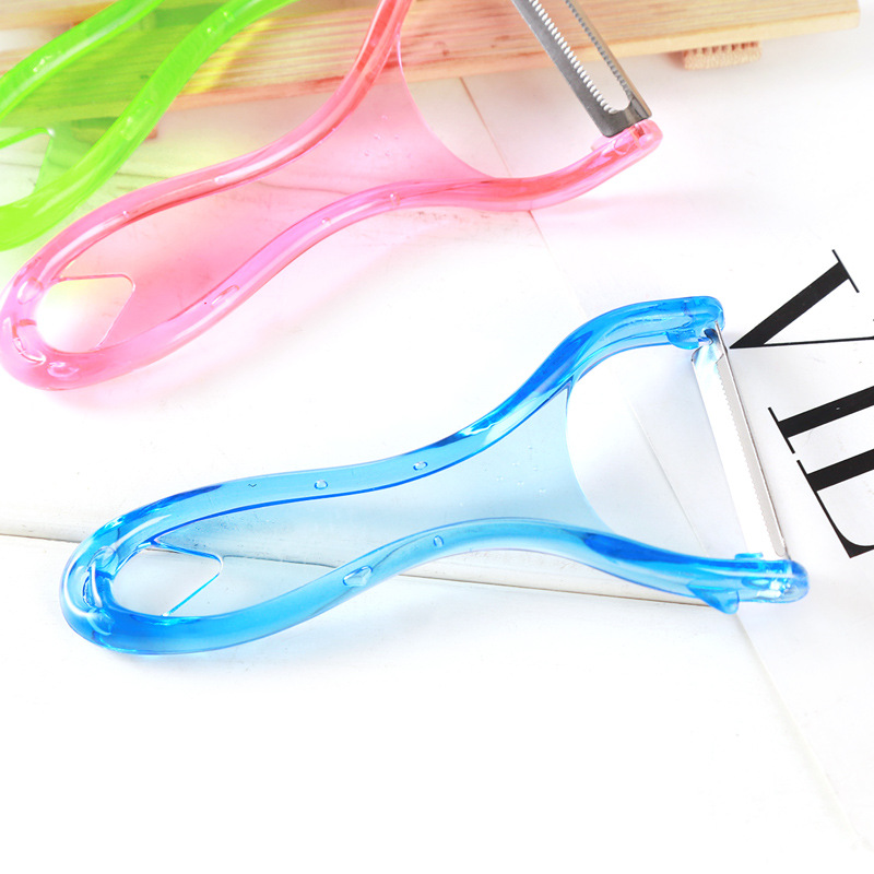 One Yuan Store Transparent Fruit Peeler Crystal Tools for Cutting Fruit Plastic Pull Plane Kitchen Gadget Factory Wholesale