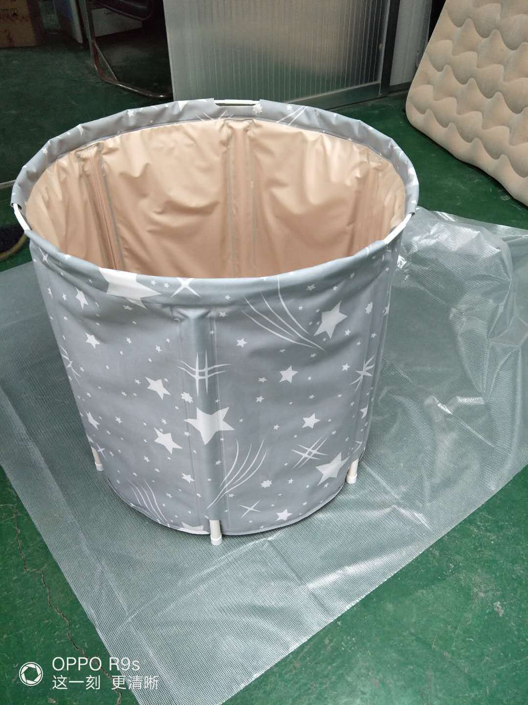Bath tub can be folded for adults and children. Bath tub is a large, thickened bath tub