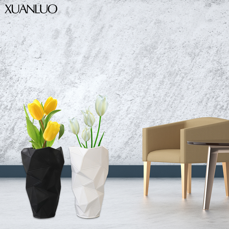 Modern Simple Triangle Vase Decoration Resin Dried Flower Model Room Living Room TV Cabinet Dining Table Decorations