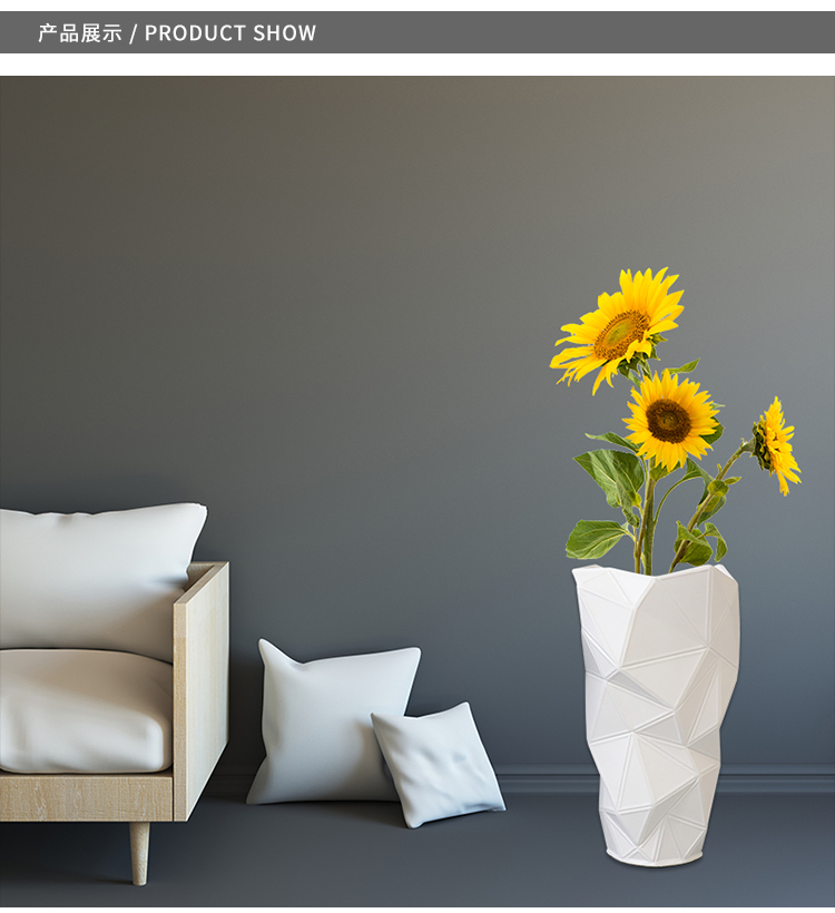 Modern Simple Triangle Vase Decoration Resin Dried Flower Model Room Living Room TV Cabinet Dining Table Decorations Modern Simple Triangle Vase Decoration Resin Dried Flower Model Room Living Room TV Cabinet Dining Table Decorations