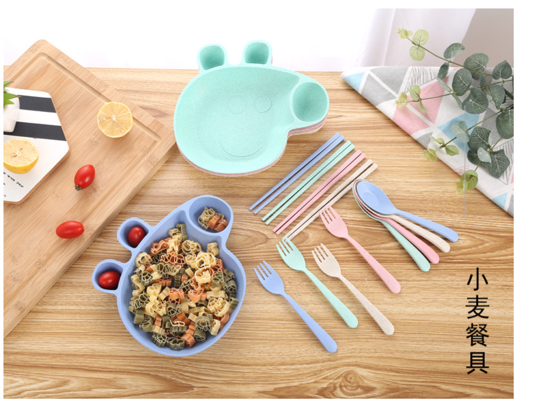 Pig Wheat Straw Children's Tableware Set Page Baby Compartment Breakfast Plate Spoon Fork Plate Four-Piece Gift Set Pig Wheat Straw Children's Tableware Set Page Baby Compartment Breakfast Plate Spoon Fork Plate Four-Piece Gift Set