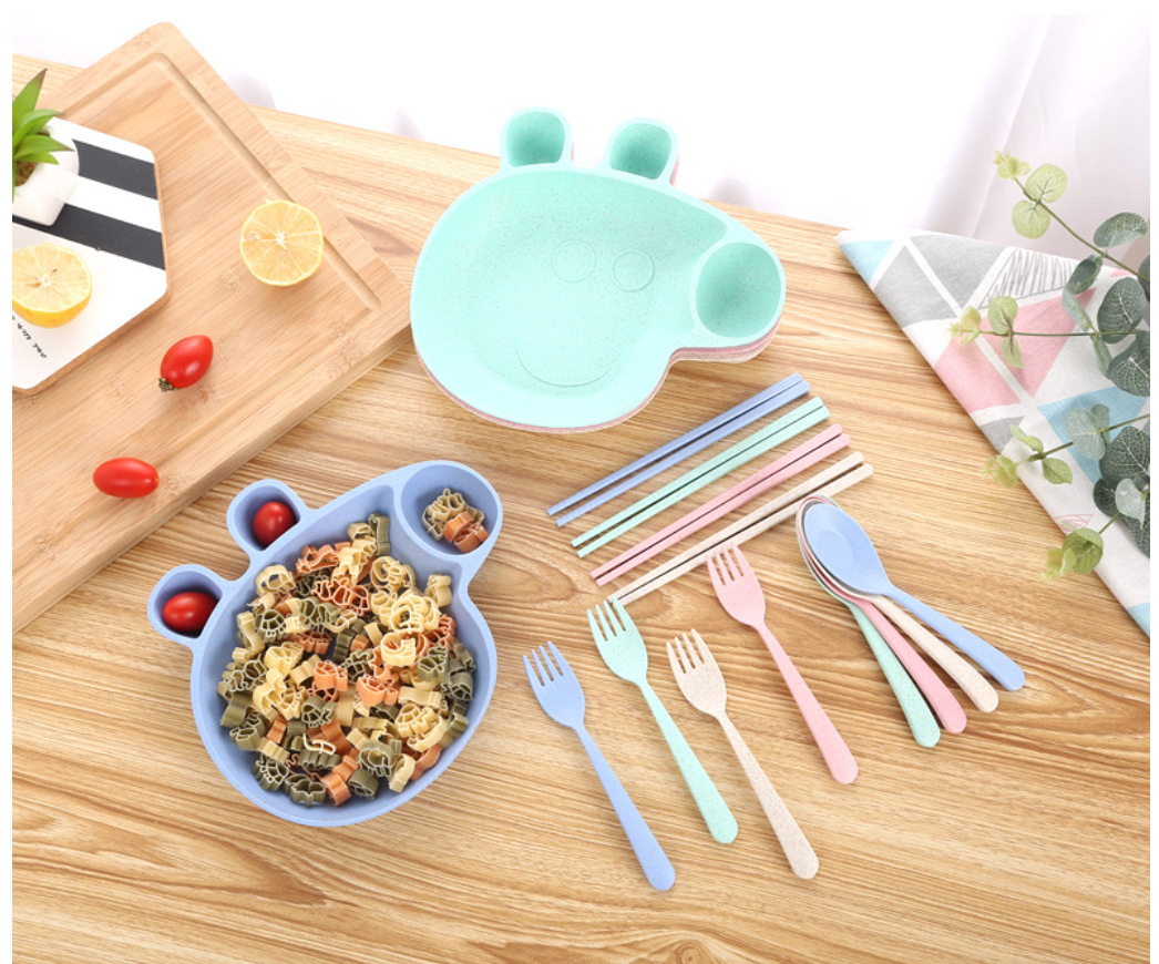 Pig Wheat Straw Children's Tableware Set Page Baby Compartment Breakfast Plate Spoon Fork Plate Four-Piece Gift Set Pig Wheat Straw Children's Tableware Set Page Baby Compartment Breakfast Plate Spoon Fork Plate Four-Piece Gift Set