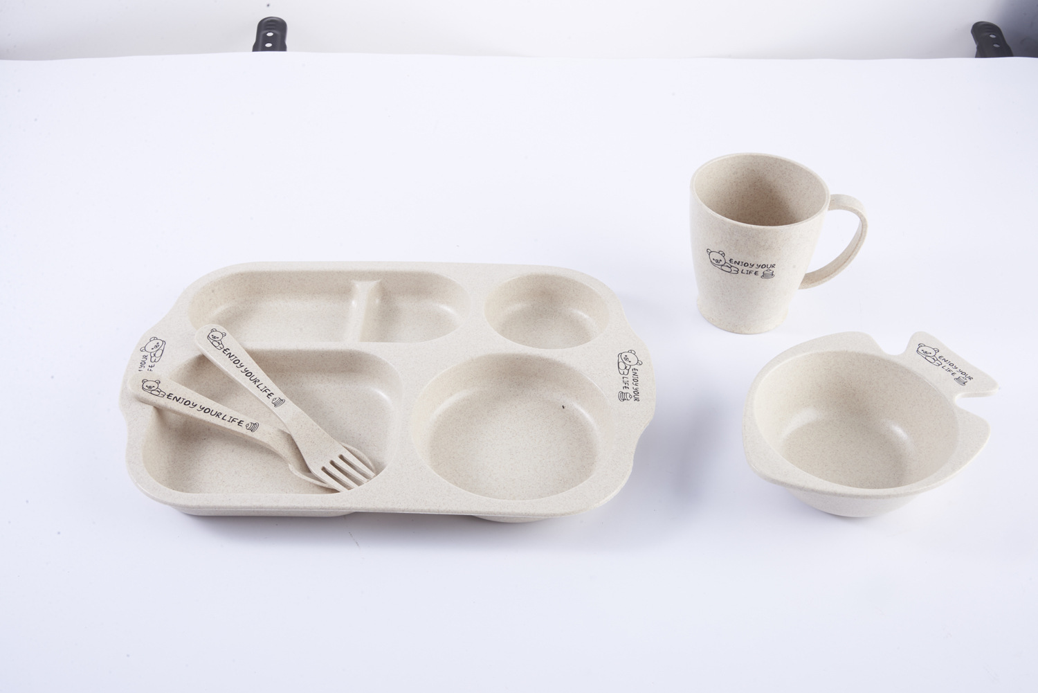 Environmentally Friendly and Healthy Wheat Straw Children's Household Tableware Food Tray Set with Children Chopsticks Spoon Fork