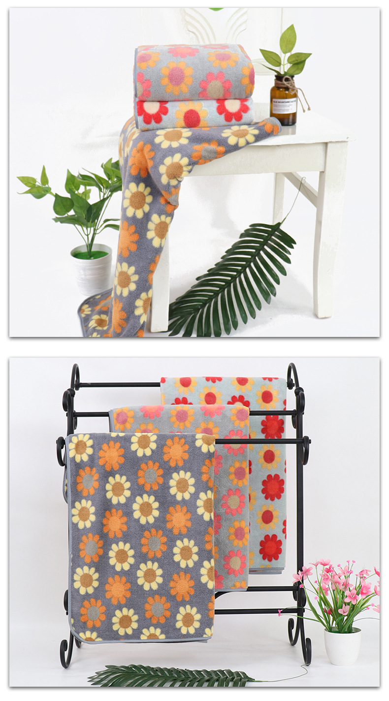 Yiwu Good Goods 70*140 Coral Fleece Bath Towel New Printed Big Towel Couple Beach Towel SUNFLOWER Bath Towel