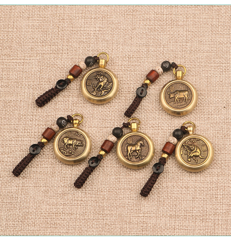 Brass Zodiac Car Key Ring Creative Money Transfer Hand Pieces Internet-Famous and Vintage Money Making Key Pendant Wholesale Brass Zodiac Car Key Ring Creative Money Transfer Hand Pieces Internet-Famous and Vintage Money Making Key Pendant Wholesale