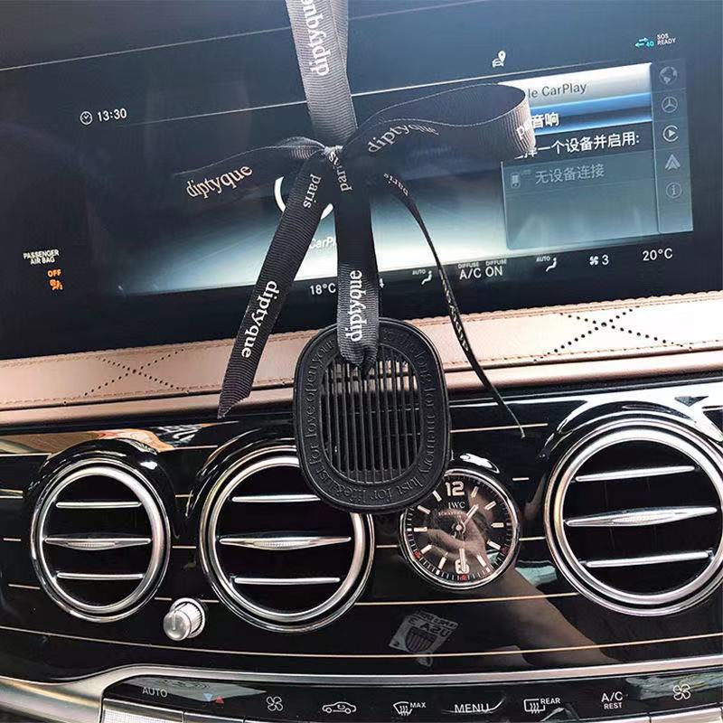 Popular TikTok Diptyque Car Aromatherapy Solid Car Fragrance Perfume Air Outlet Hanging Aroma Diffuser Pendant