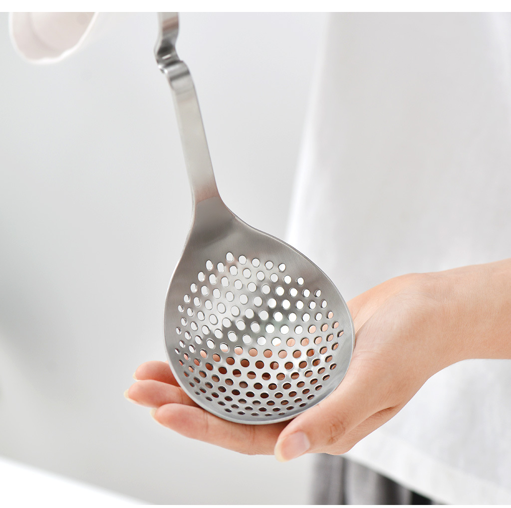 304 Stainless Steel Hot Pot Spoon Wall Spoon Hot Pot Soup Ladle Colander Thick Spicy Hot Pot Strainer Spoon Porridge Spoon Wholesale