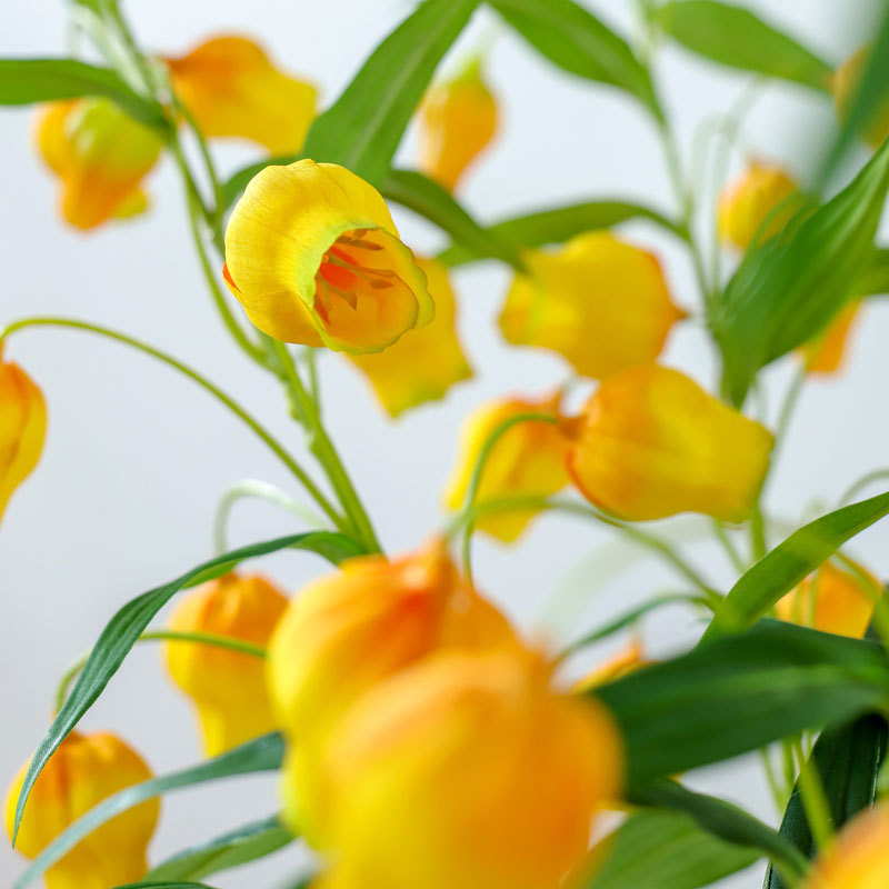 Floral Simulation GD Lily Fresh Small Floral Bottle Flower GD Lily Silk Flower Fake Flower Artificial Flowers